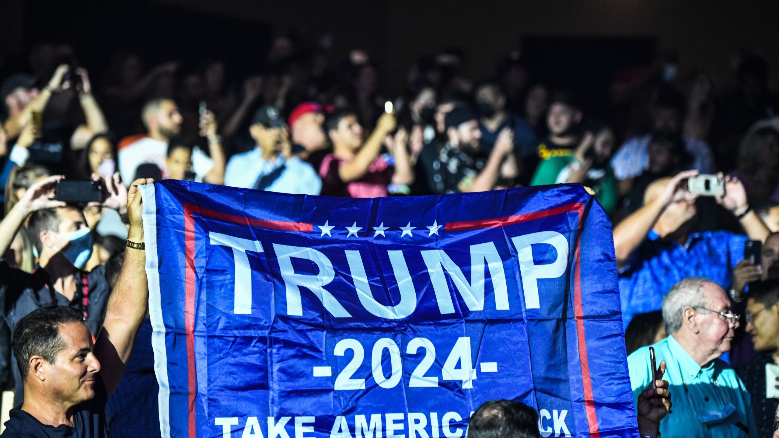 Trump gears, Trump supporter, Trump 2024 flag